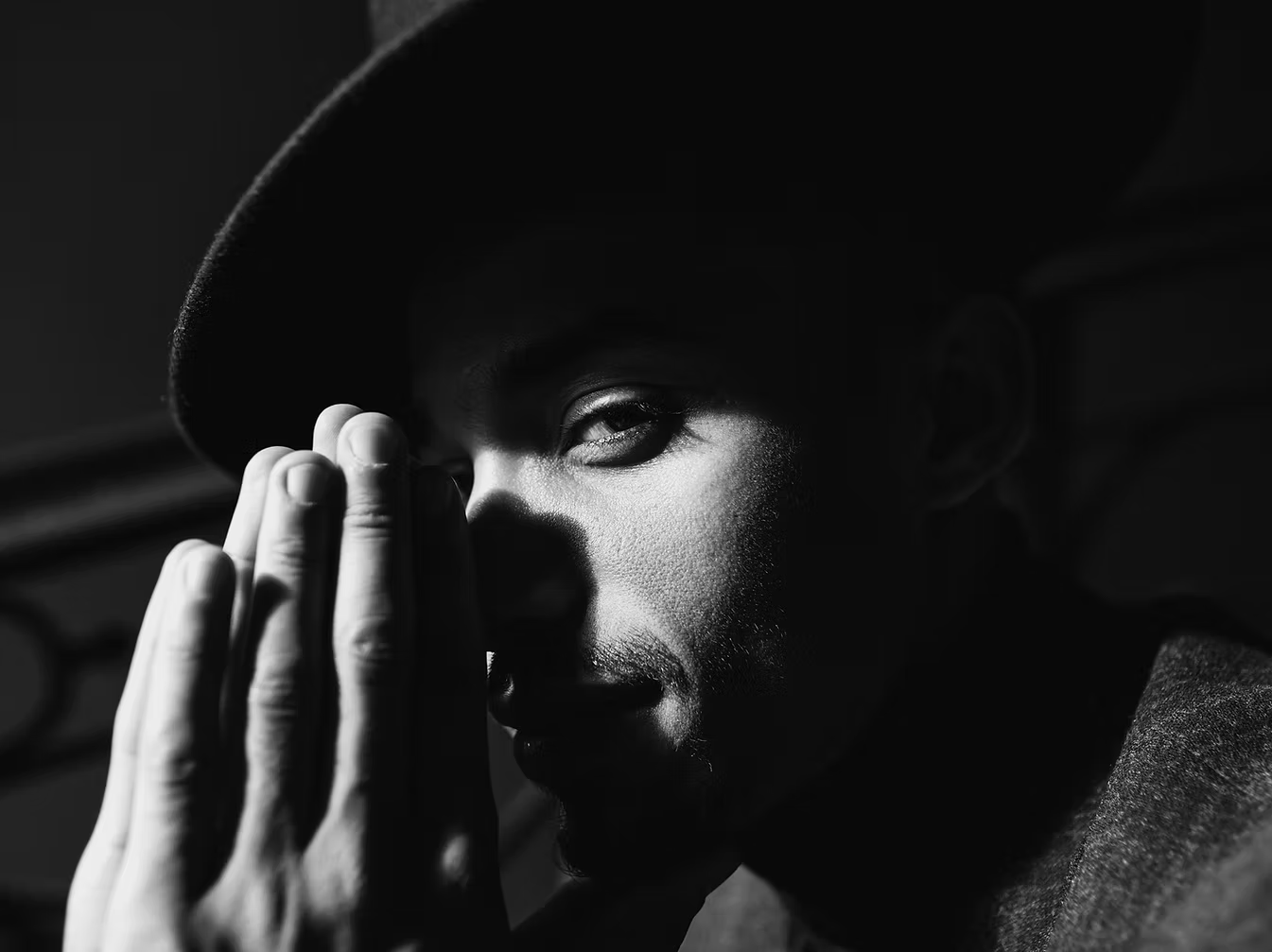 The Complete Guide to Coaching Leadership Style: How to Transform Your Team Through Empowerment and Growth